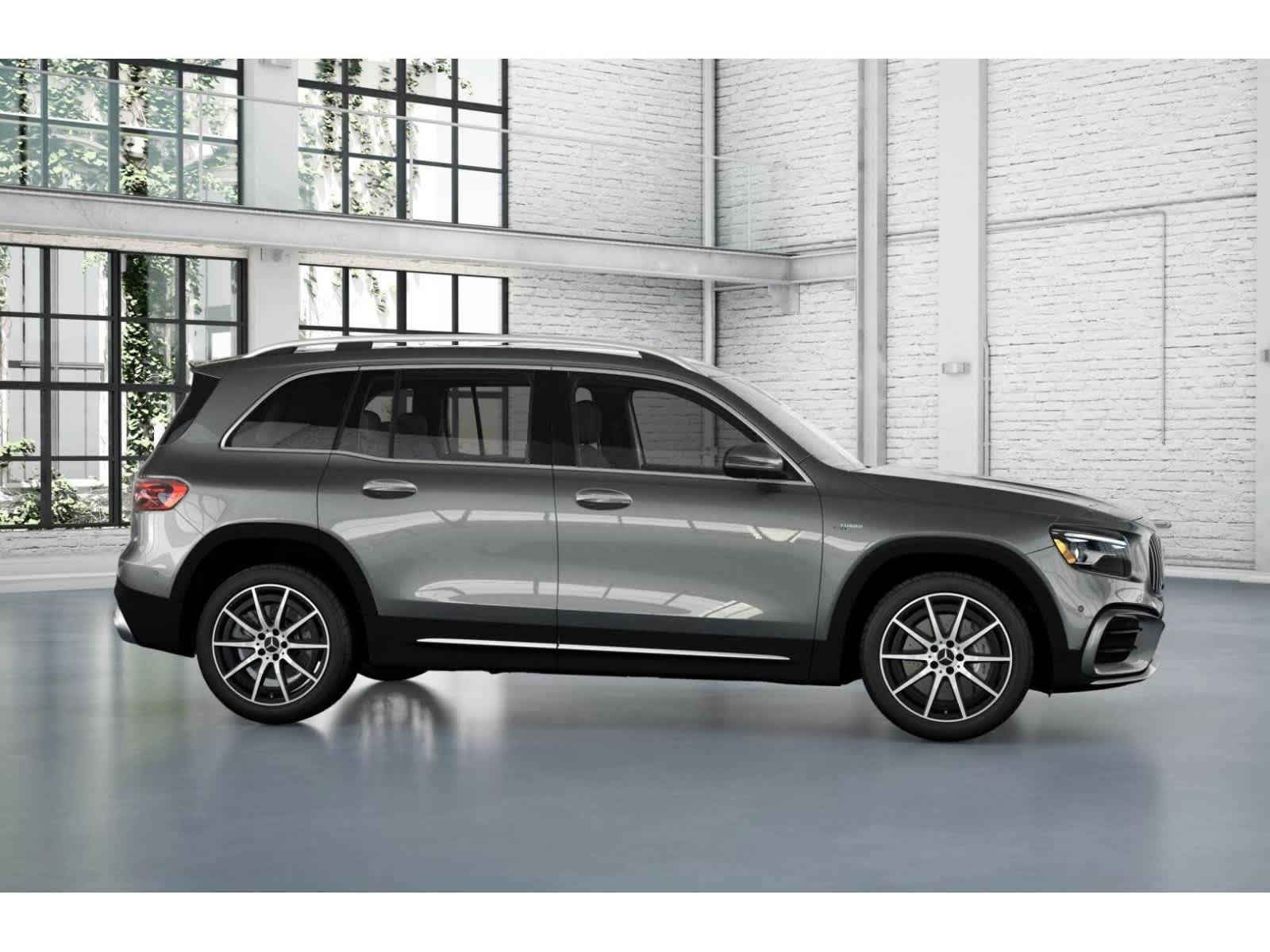 Used 2025 Mercedes-Benz GLB 35 AMG 4MATIC image 15