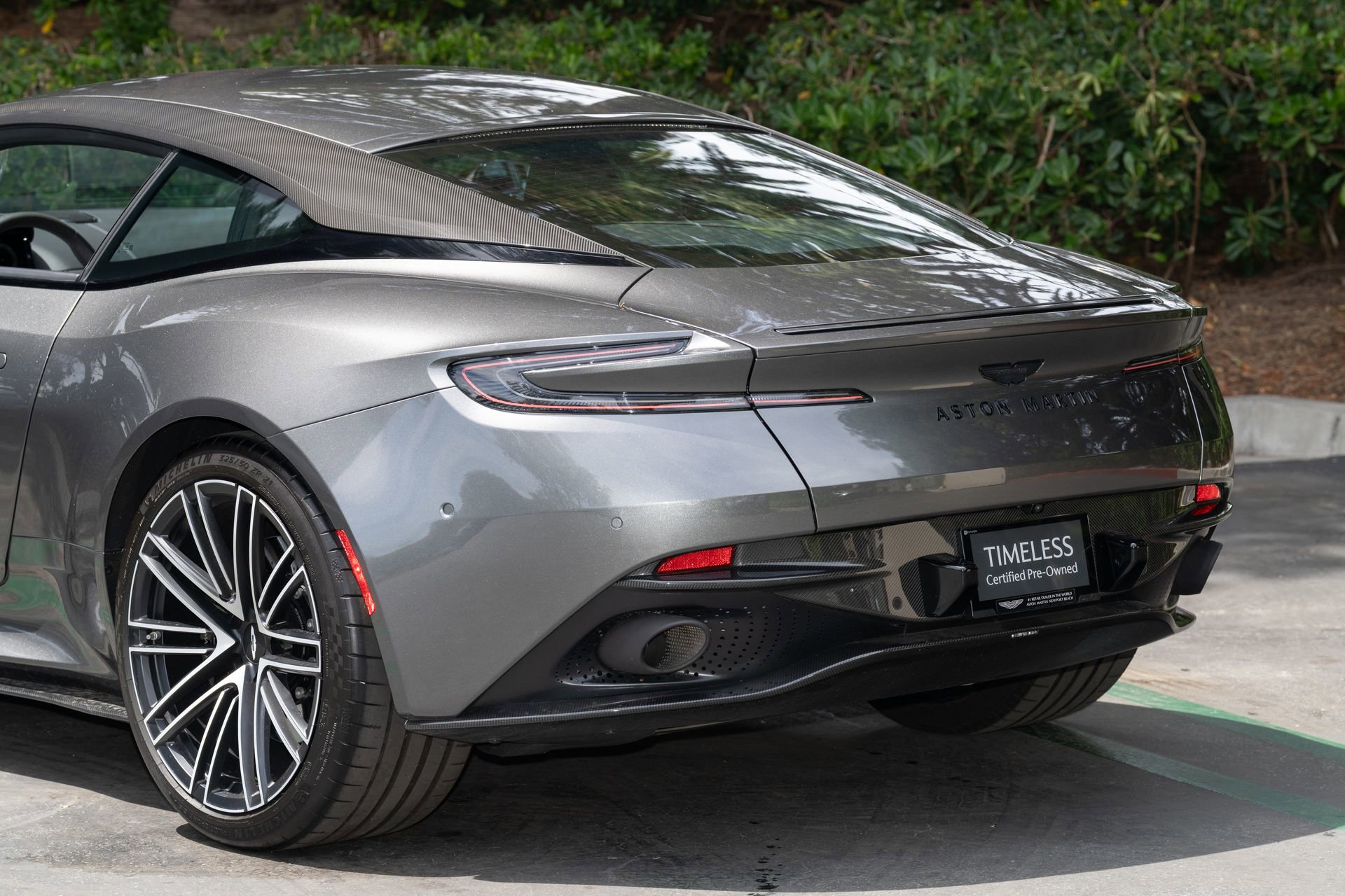 Used 2024 Aston Martin DB12 Coupe image 11
