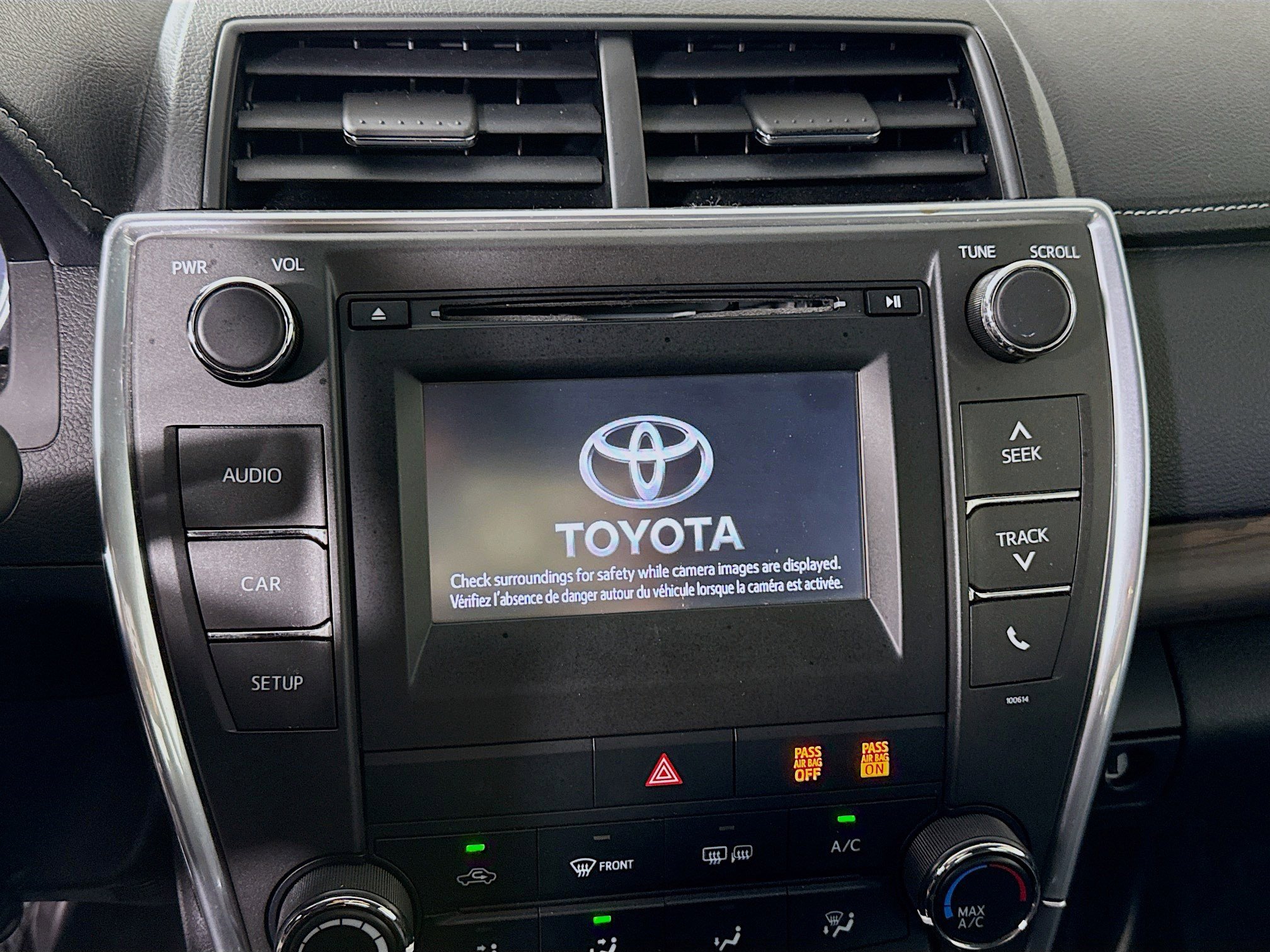 Used 2017 Toyota Camry LE image 18