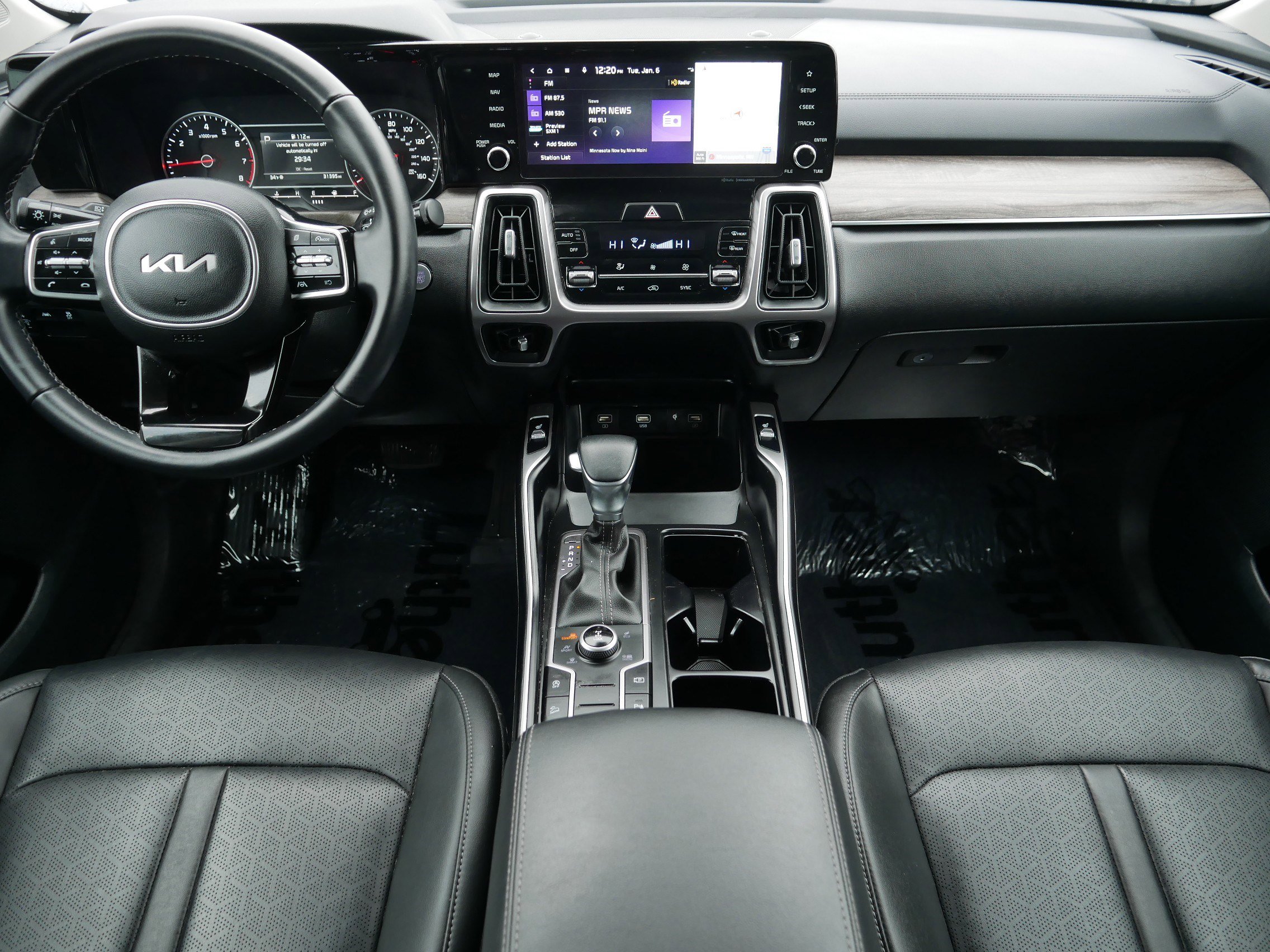 Certified 2023 Kia Sorento S w/ Panoramic Sunroof Package image 10