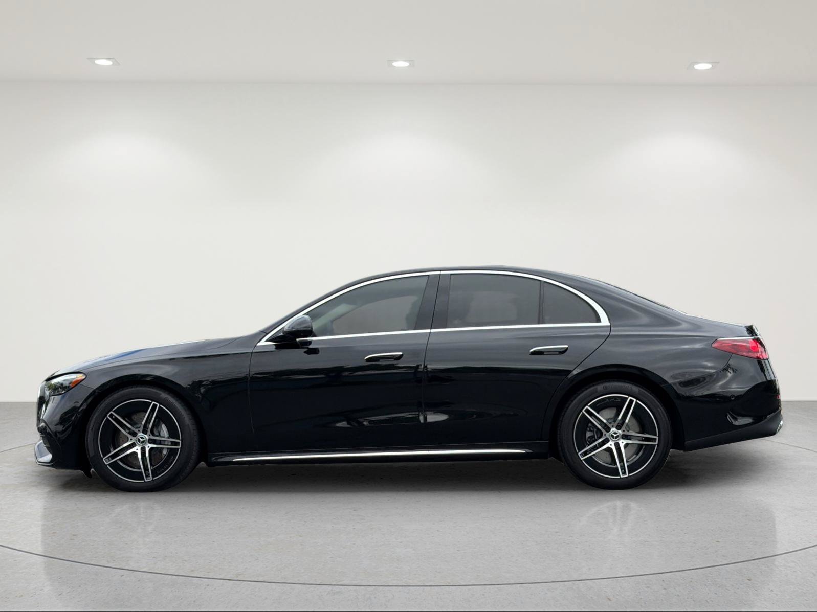 Certified 2024 Mercedes-Benz E 450 4MATIC Sedan image 2