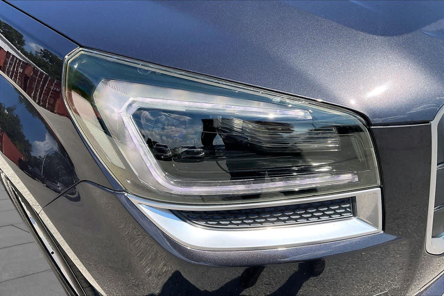 Used 2016 GMC Acadia SLE FWD image 26