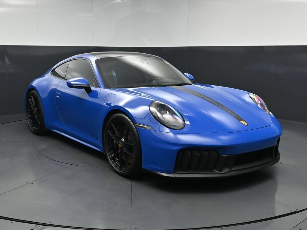 Used 2025 Porsche 911 Carrera GTS RWD image 13