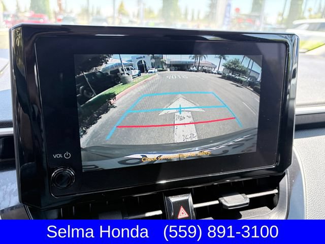 Used 2025 Toyota Corolla LE FWD image 17