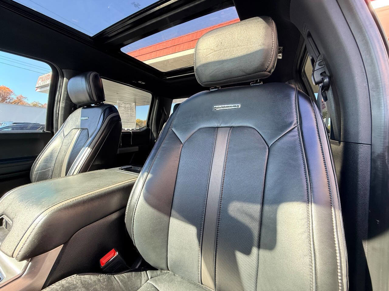 Used 2019 Ford F250 Platinum w/ Platinum Ultimate Package image 31