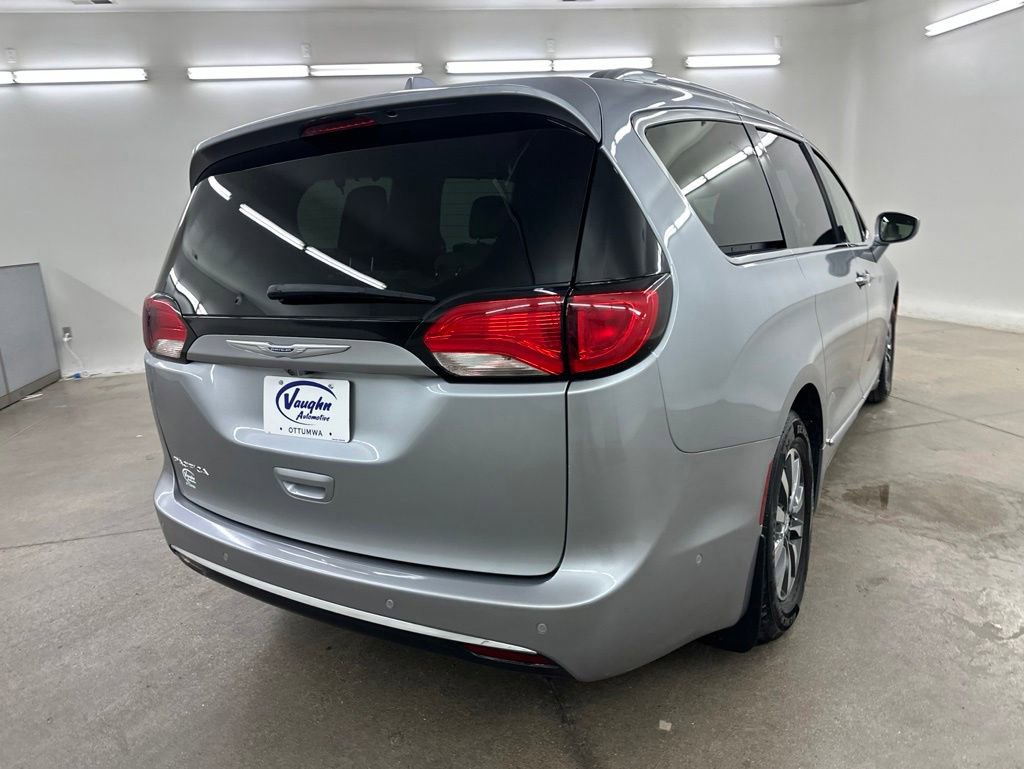 Used 2020 Chrysler Pacifica Touring-L Plus w/ Advanced Safetytec Group FWD image 11