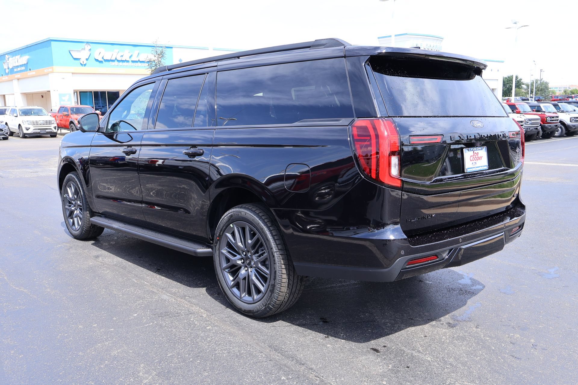 New 2026 Ford Expedition Max Platinum w/ Stealth Appearance Package AWD/4WD image 24