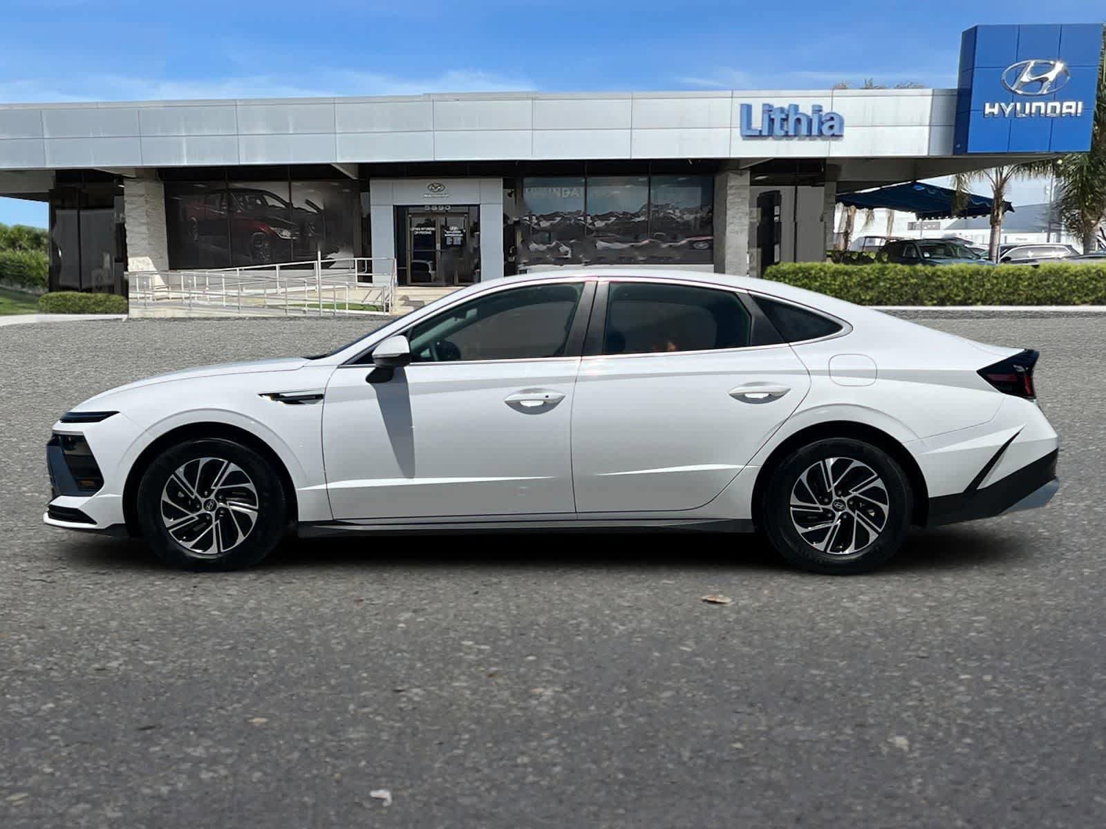 Certified 2026 Hyundai Sonata Blue FWD image 6