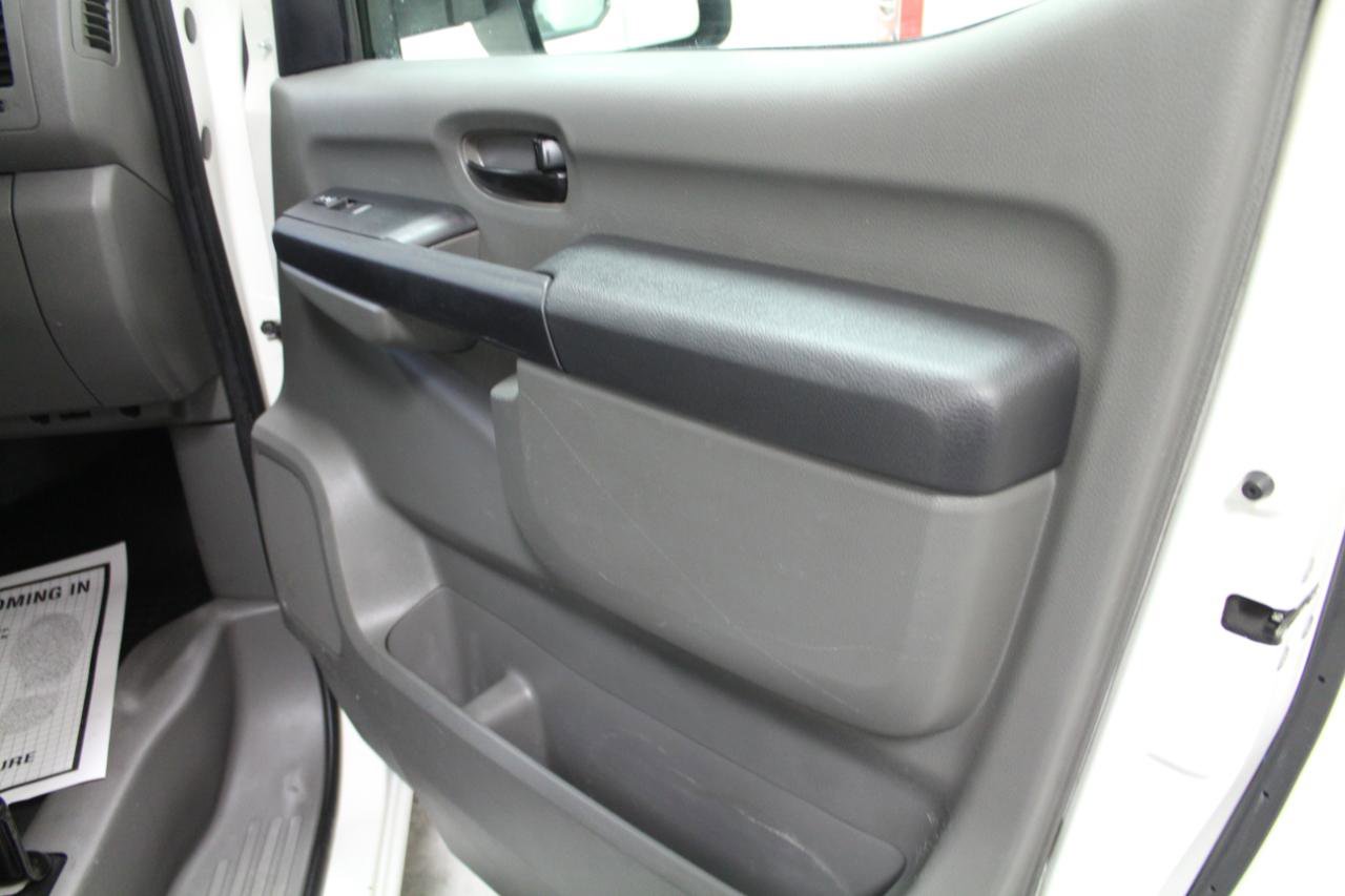 Used 2021 Nissan NV 1500 S image 21
