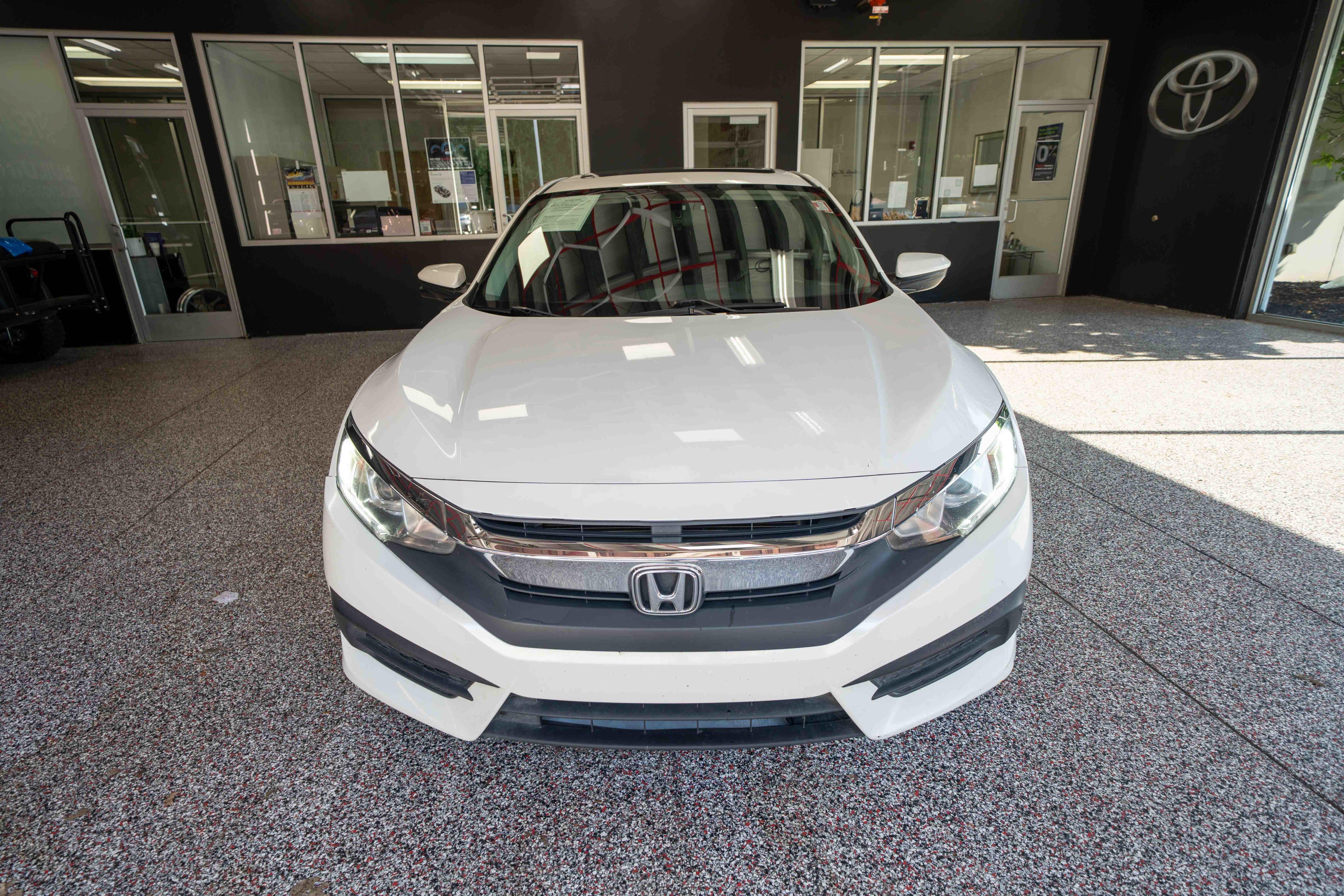 Used 2018 Honda Civic EX image 6