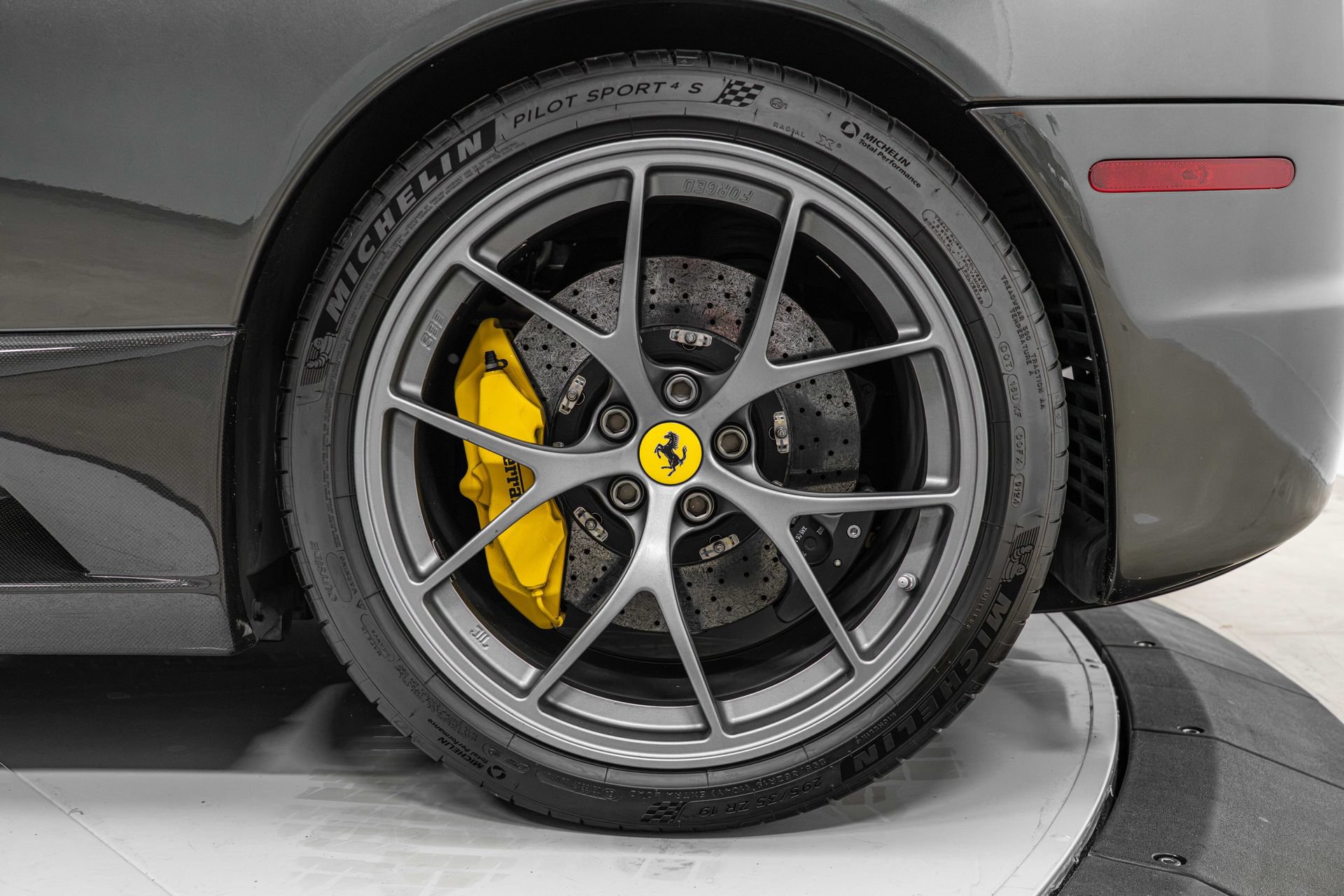 Used 2009 Ferrari F430 Scuderia RWD image 15