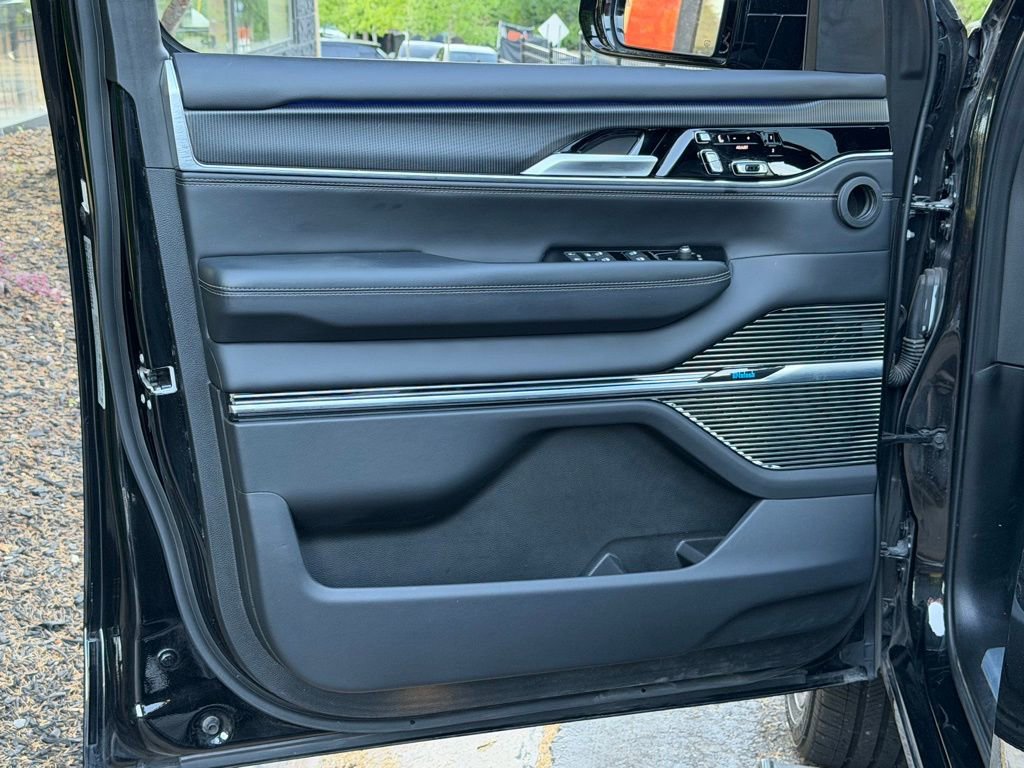 Used 2024 Jeep Grand Wagoneer L Series II w/ Quick Order Packagew 28T image 27