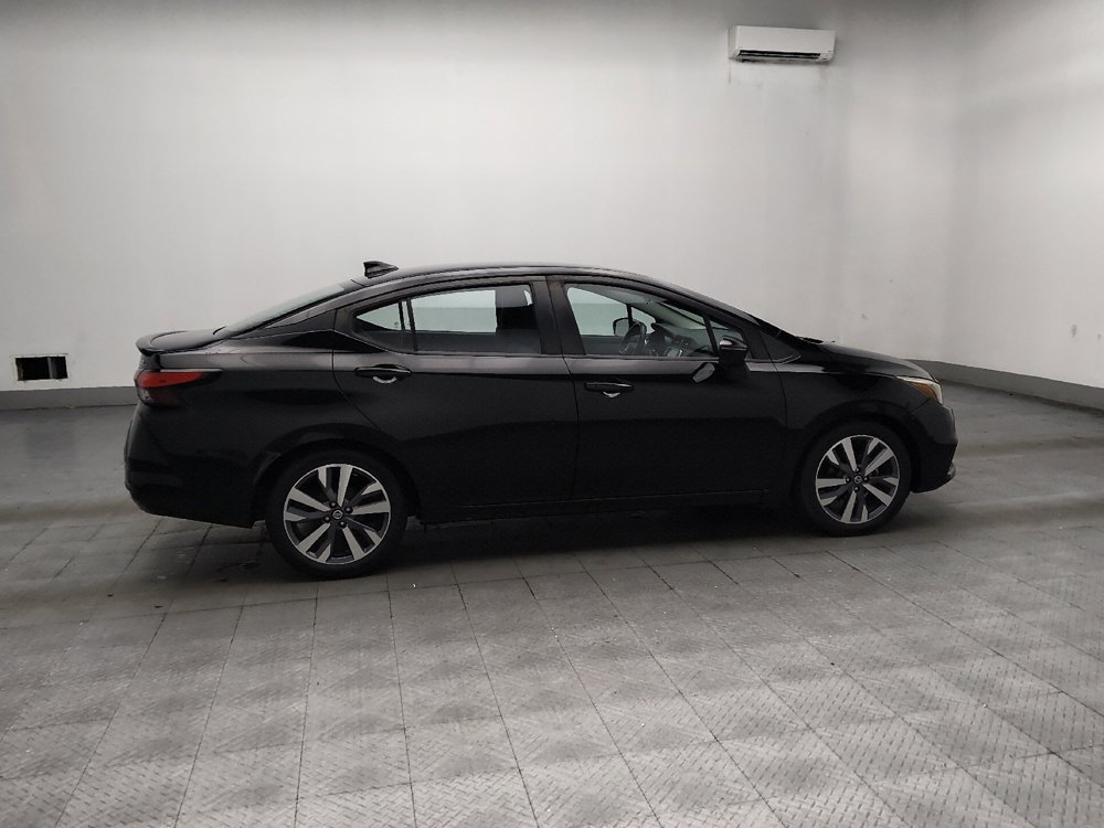 Used 2020 Nissan Versa SR FWD image 10