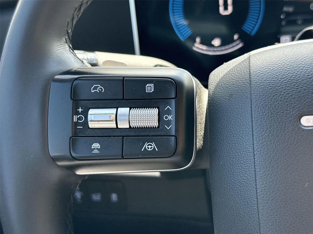 Used 2025 Hyundai Santa Fe SEL AWD/4WD image 33