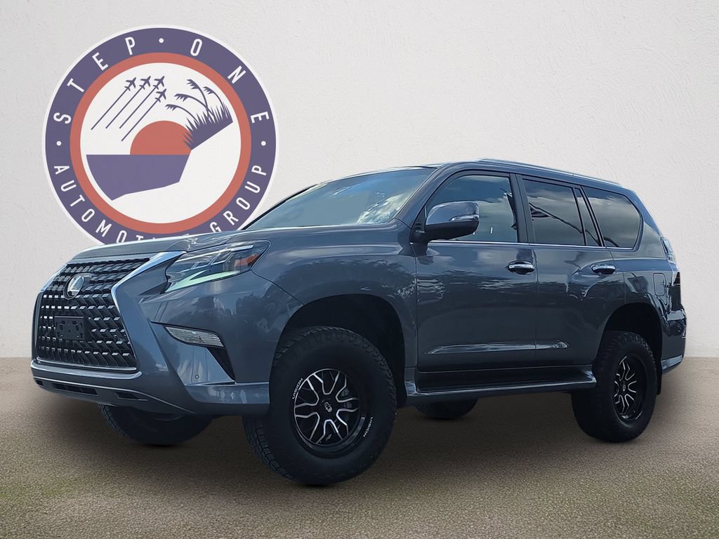 Used 2022 Lexus GX 460 w/ Accessory Package AWD/4WD image 2