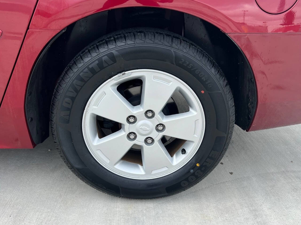 Used 2009 Chevrolet Impala LT FWD image 18