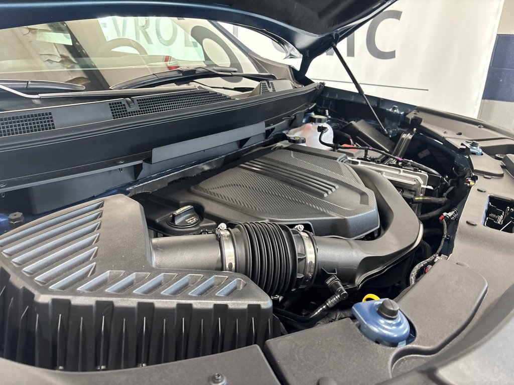 New 2026 Chevrolet Traverse LT w/ Driver Confidence Package image 3