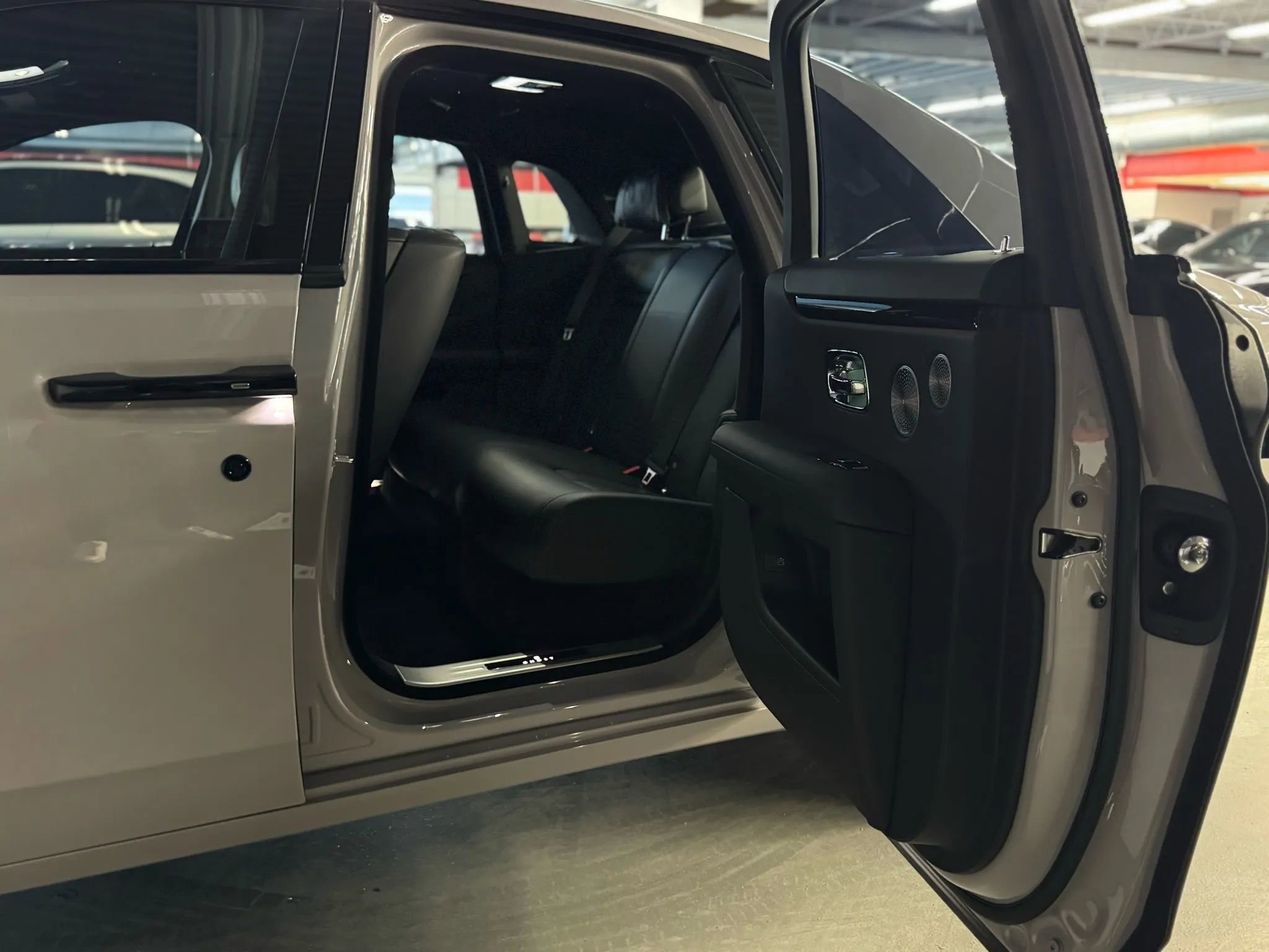 Used 2022 Rolls-Royce Ghost image 42