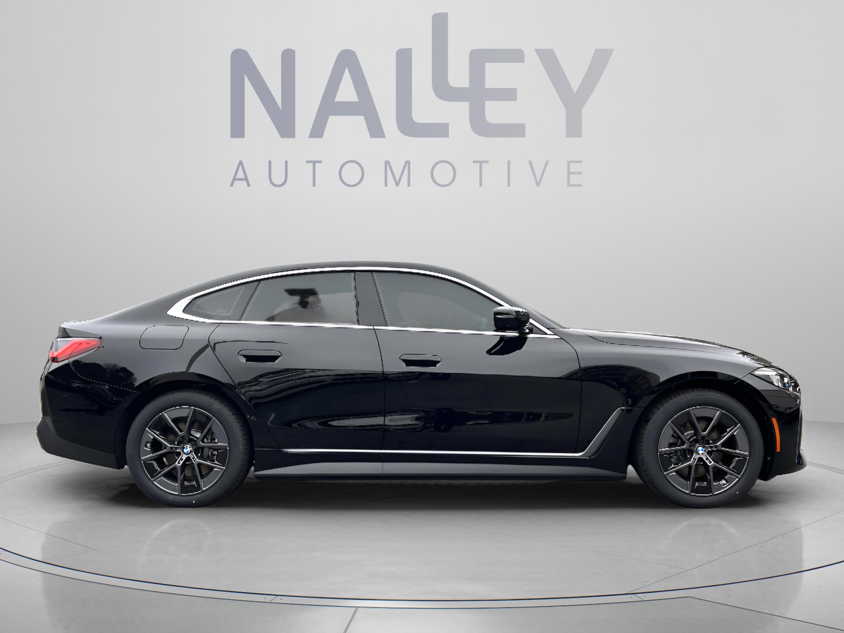 Used 2026 BMW i4 eDrive40 w/ Parking Assistance Package RWD image 5