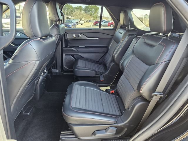 Certified 2025 Ford Explorer ST-Line image 17