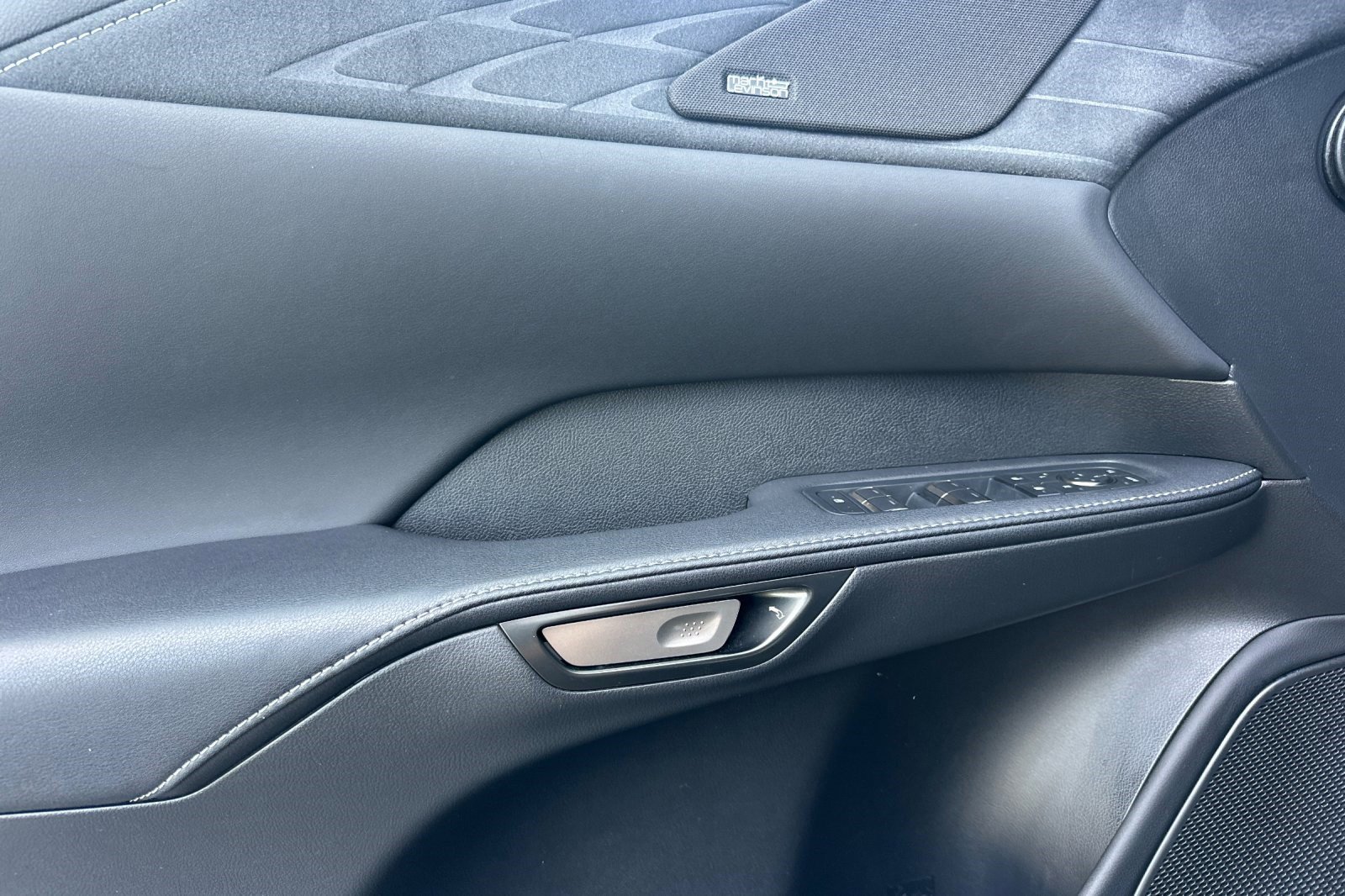 Certified 2023 Lexus RX 350 w/ Accessory Package (Z1) image 12