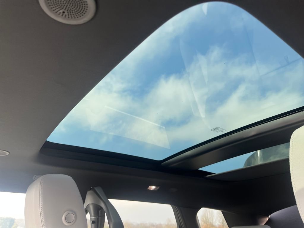New 2026 Land Rover Range Rover Evoque S AWD/4WD image 18