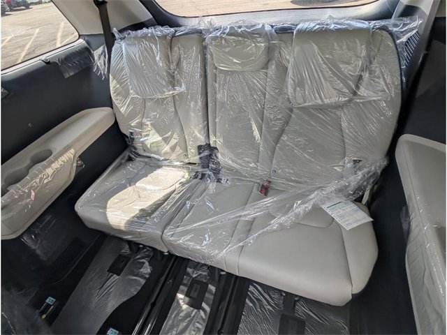 New 2026 Kia Carnival SX w/ SX Dark Edition Package image 10