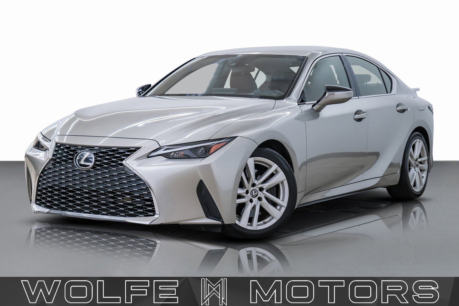 Used 2022 Lexus IS 300 image 1