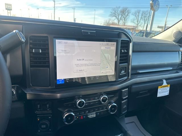 New 2026 Ford F250 Lariat w/ Chrome Package image 36