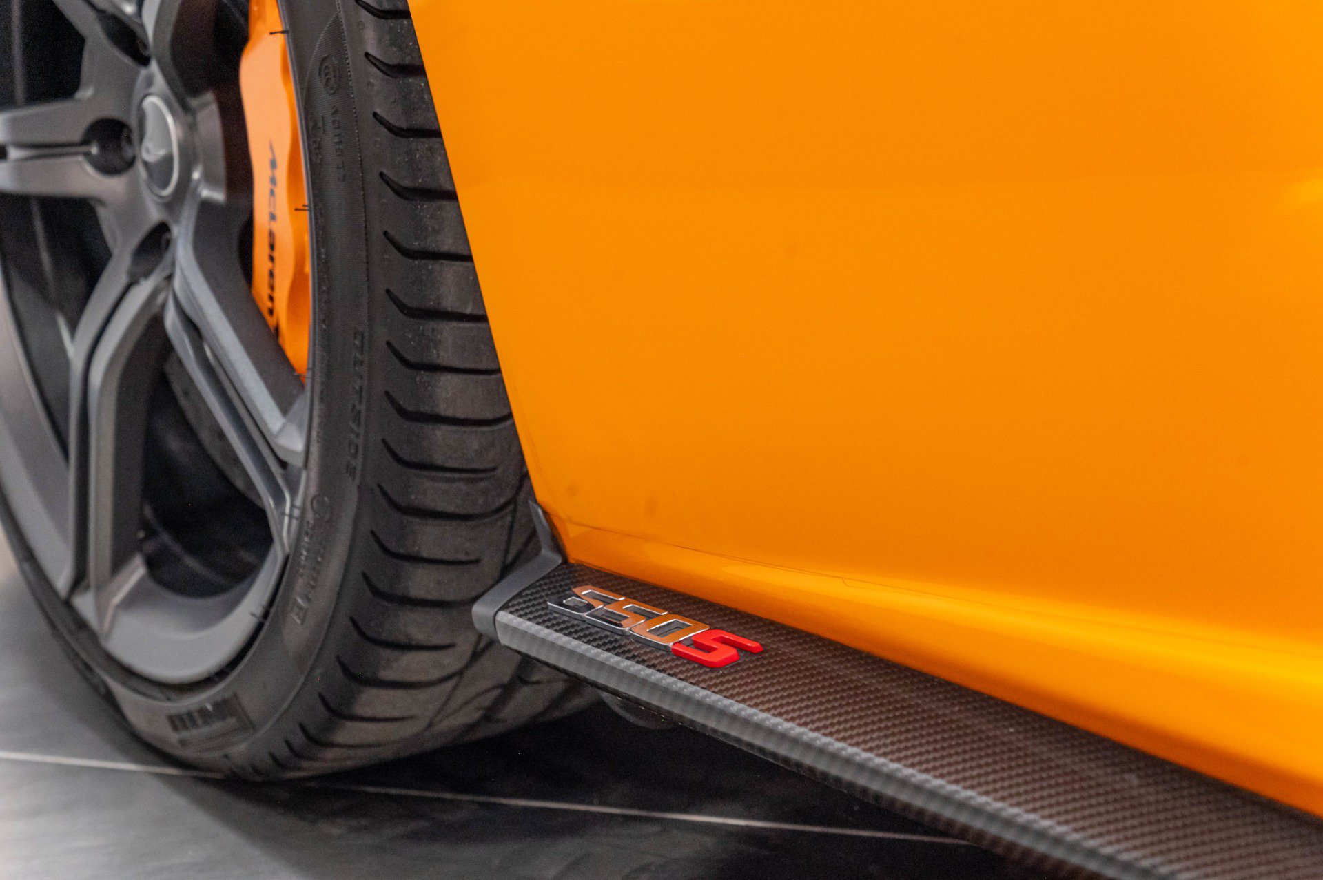 Used 2015 McLaren 650S Spider RWD image 51