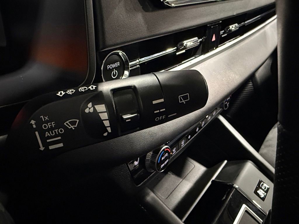 Used 2023 Mitsubishi Outlander SE image 37