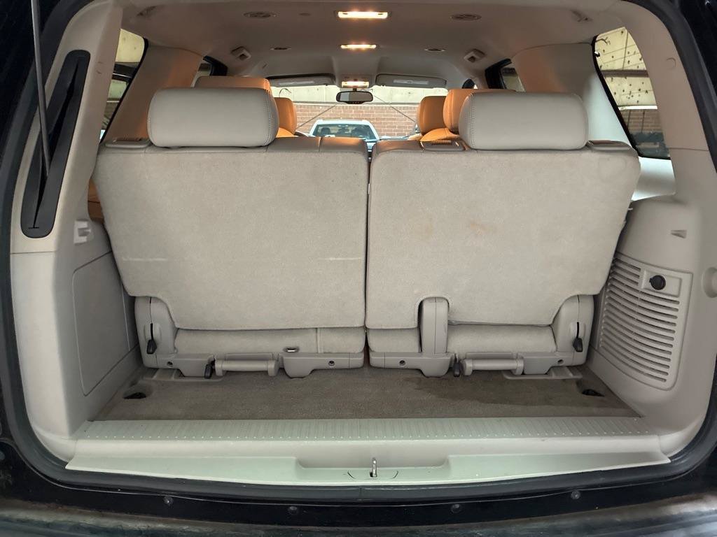 Used 2010 Chevrolet Tahoe LTZ AWD/4WD image 25