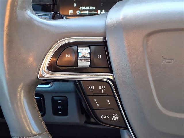 Used 2020 Lincoln Navigator Reserve w/ Luxury Package image 16