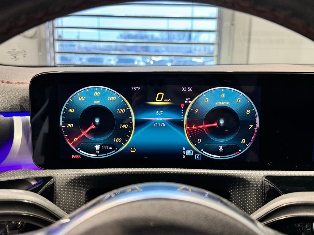 Used 2023 Mercedes-Benz CLA 250 4MATIC image 22