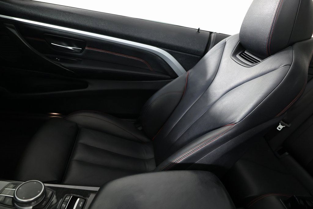 Used 2020 BMW 430i Convertible w/ Convenience Package image 36