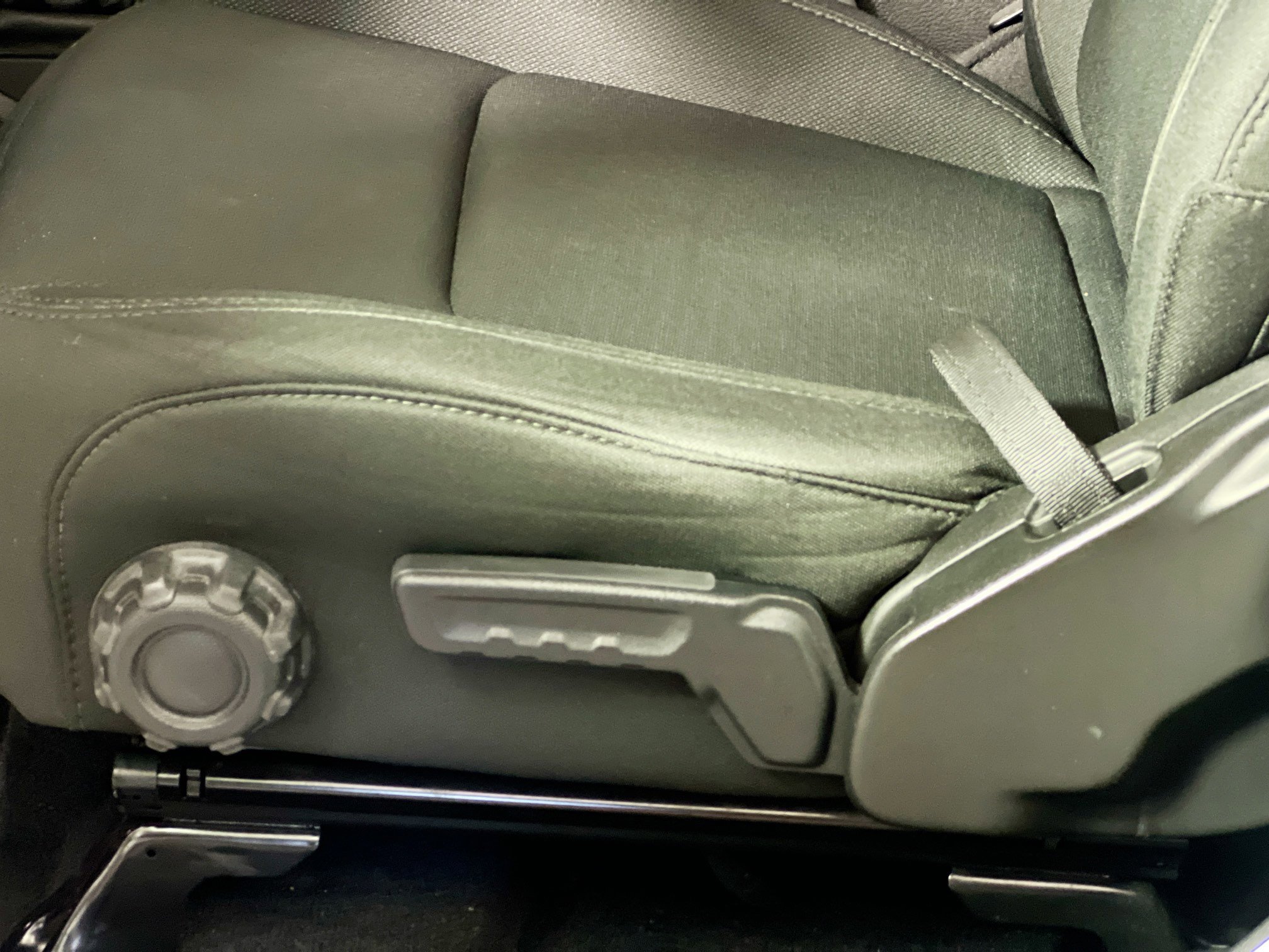 Used 2021 Jeep Wrangler Unlimited Sport image 14