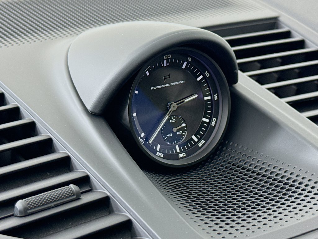 New 2026 Porsche Panamera 4 E-Hybrid AWD/4WD image 17