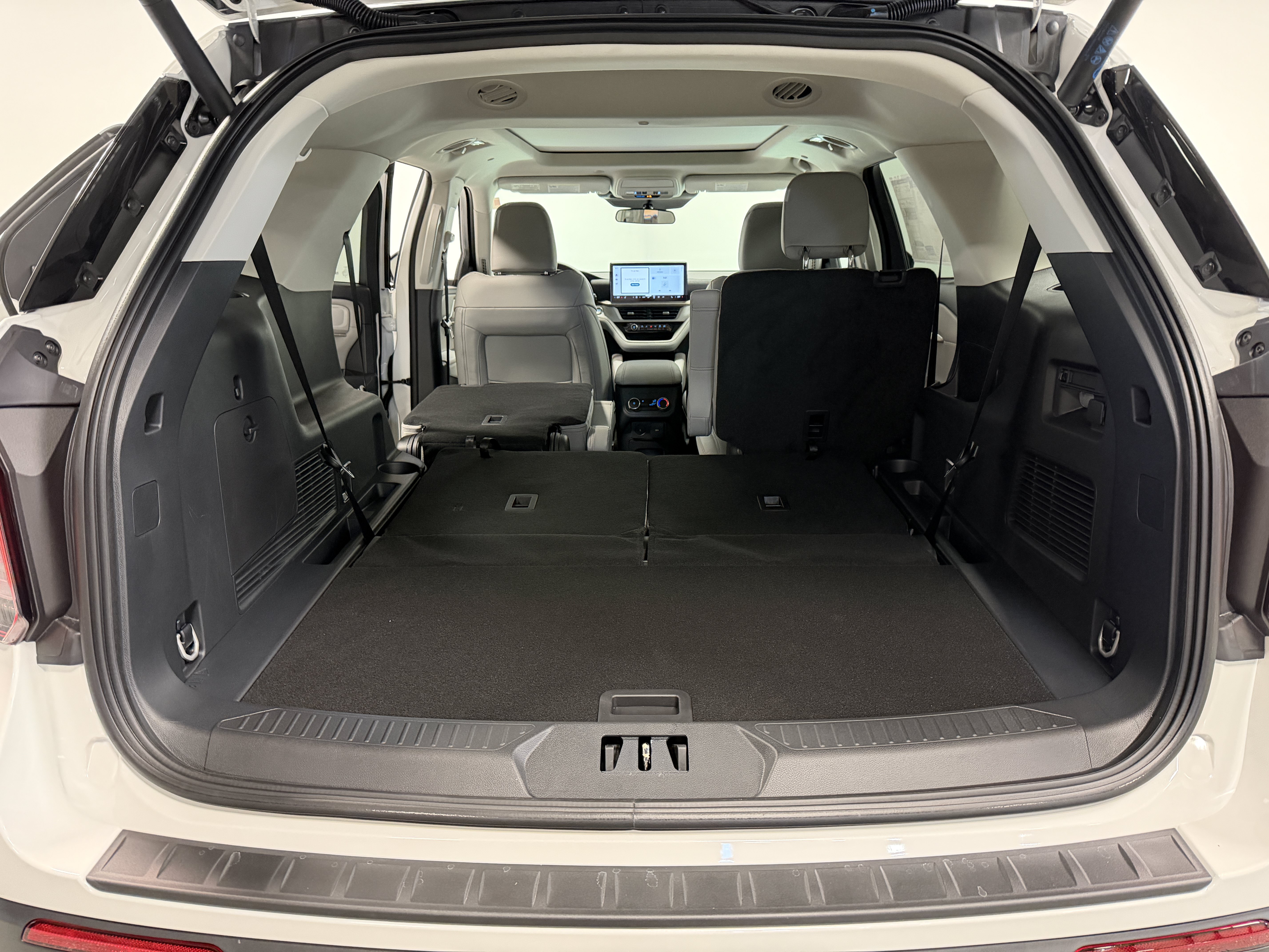 New 2026 Ford Explorer Active w/ Active Comfort Package AWD/4WD image 26