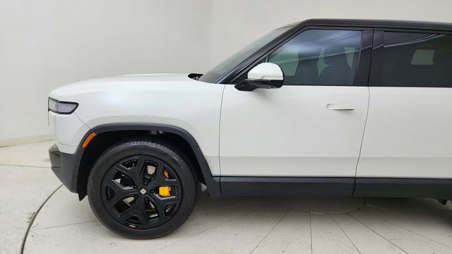 Used 2024 Rivian R1S Adventure image 9