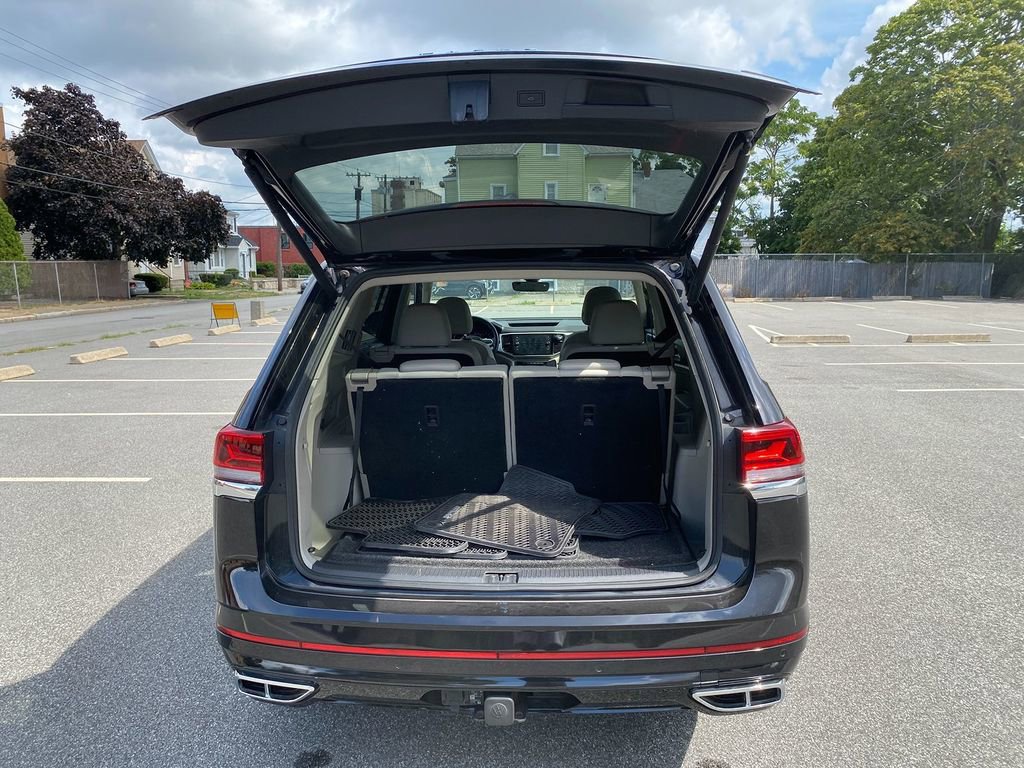 Used 2022 Volkswagen Atlas SEL R-Line image 25