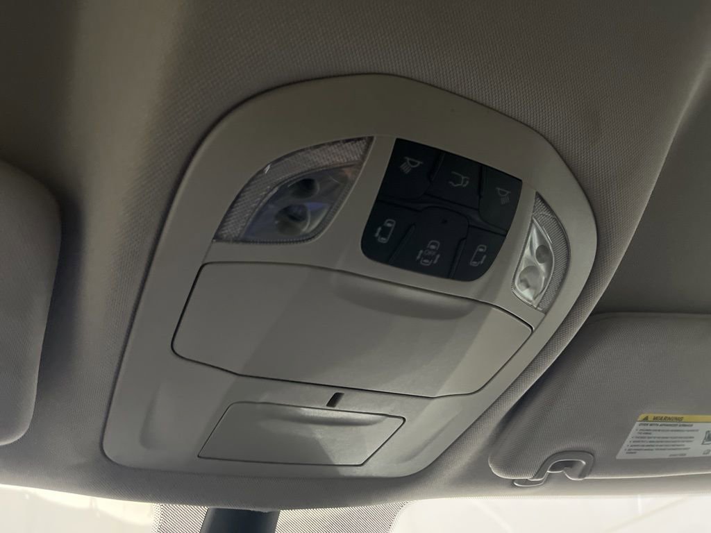 Used 2024 Chrysler Pacifica Touring-L image 71