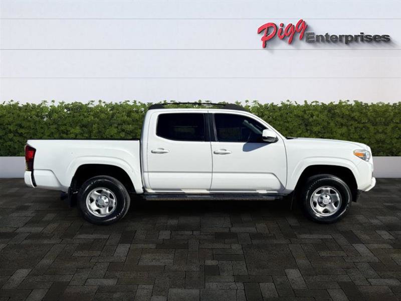 Used 2019 Toyota Tacoma SR image 9