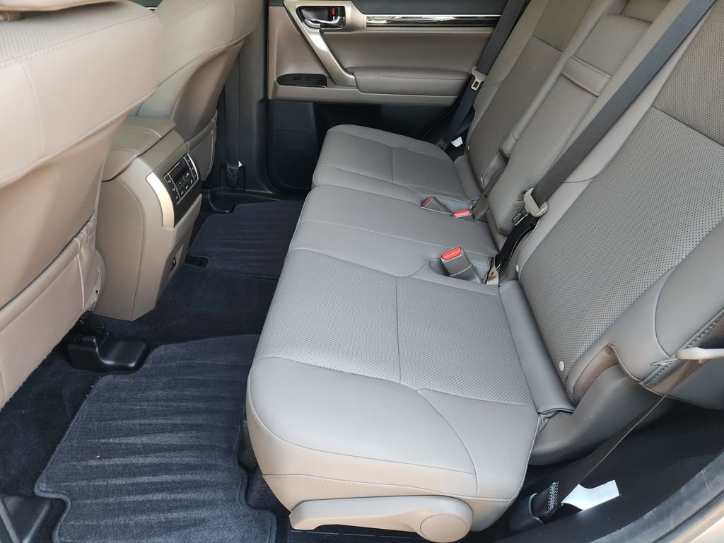 Used 2021 Lexus GX 460 Premium w/ Premium Package AWD/4WD image 31