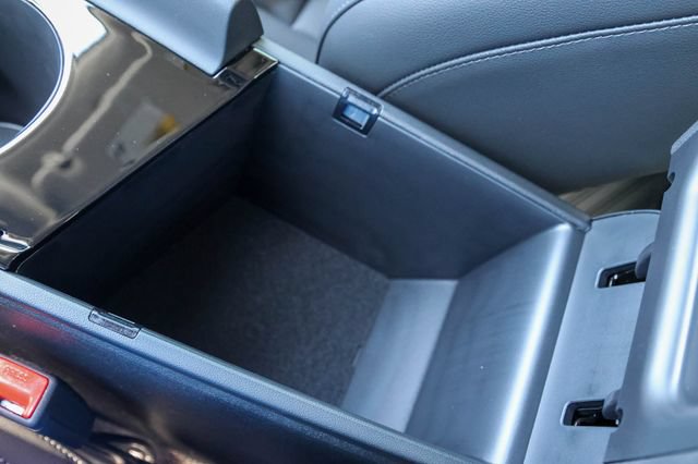 New 2026 Hyundai Elantra Limited FWD image 17