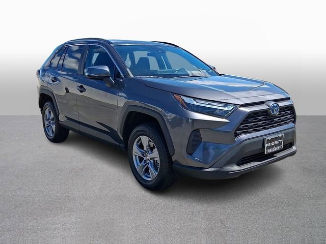 Certified 2023 Toyota RAV4 LE AWD/4WD image 3