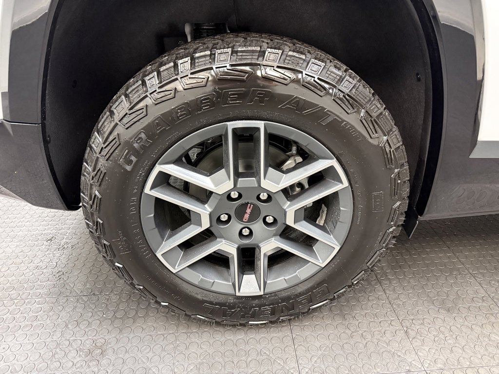 New 2026 GMC Terrain AT4 image 12