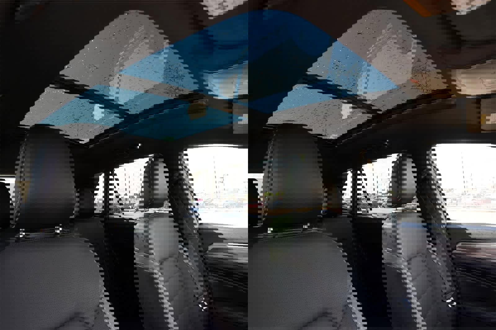 Used 2020 Volkswagen Atlas Cross Sport SEL Premium R-Line image 25