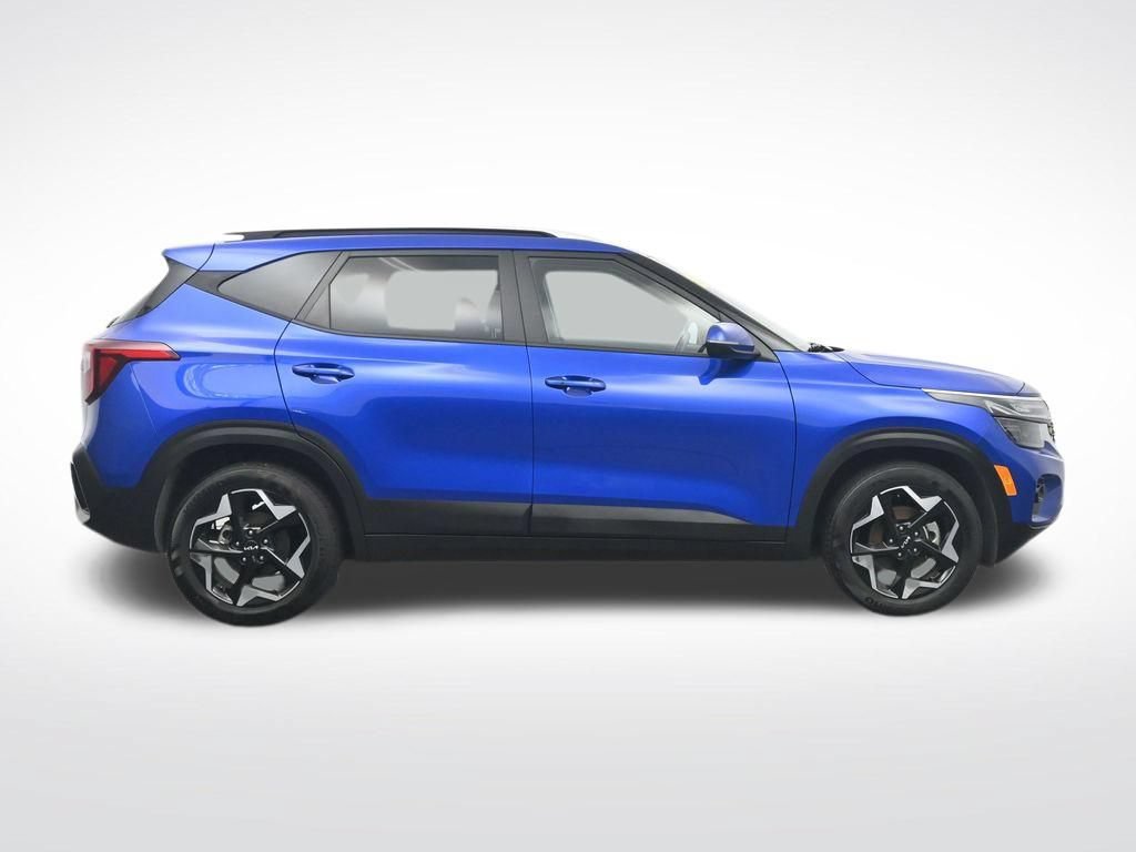Used 2025 Kia Seltos S FWD image 4