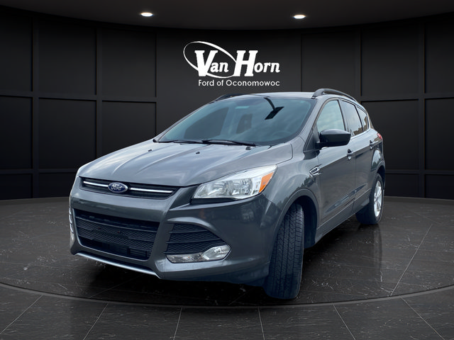 Used 2016 Ford Escape SE w/ Equipment Group 201A AWD/4WD image 3