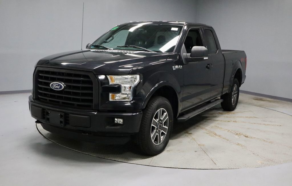 Used 2015 Ford F150 XLT w/ Equipment Group 301A Mid AWD/4WD image 7